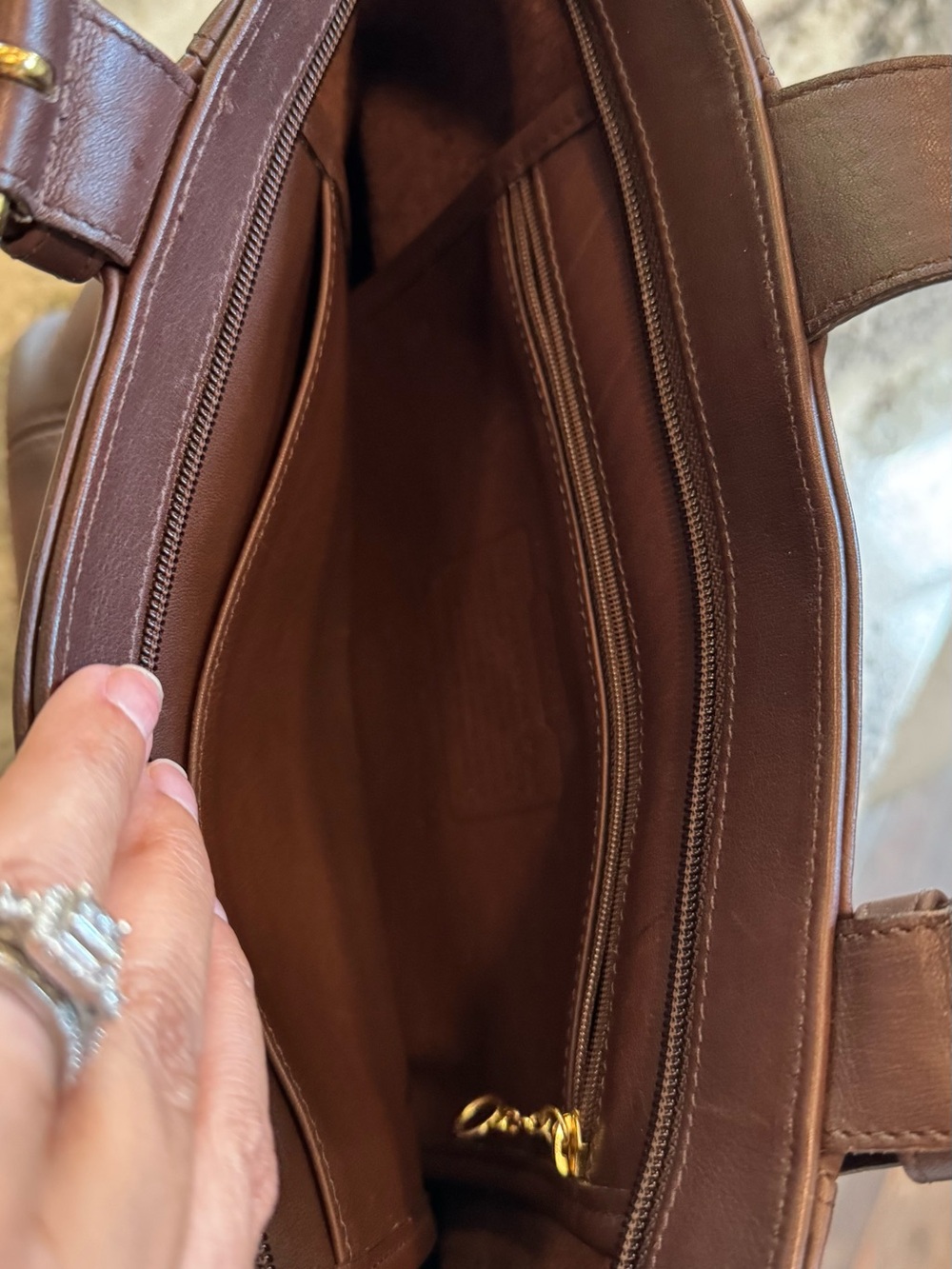 Coach Vintage 90’s Waverly Dark Brown Leather Tote Bag with Brass hardware - Picture 9 of 12